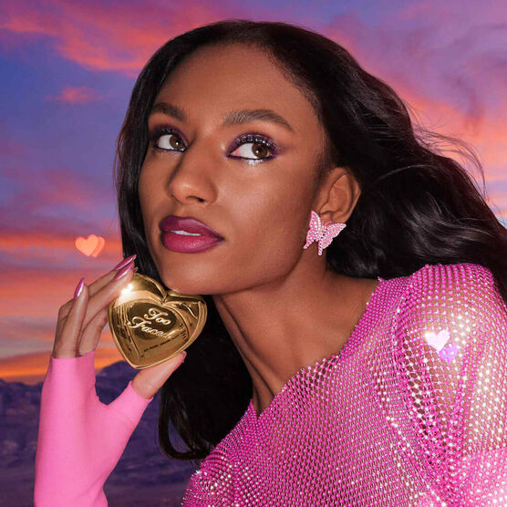 BORN THIS WAY P� COMP SOFT BLUR LIGHT